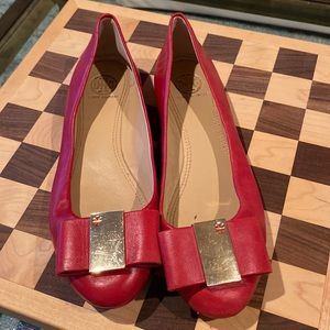 Lovely red Tory Burch bow flats 7